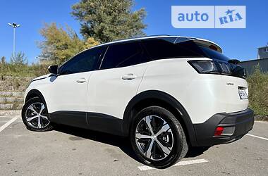 Универсал Peugeot 3008 2021 в 