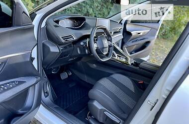 Универсал Peugeot 3008 2021 в 