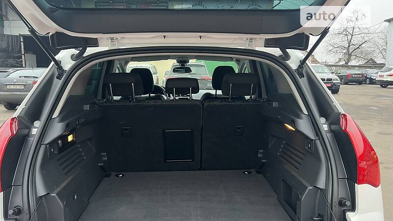 Універсал Peugeot 3008 2013 в Луцьку