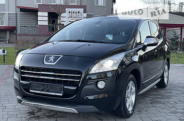 Внедорожник / Кроссовер Peugeot 3008 2013 в 