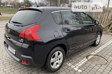 Внедорожник / Кроссовер Peugeot 3008 2012 в 