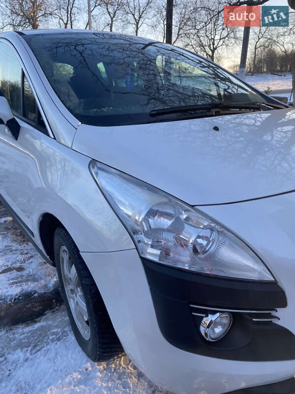 Позашляховик / Кросовер Peugeot 3008 2010 в Кам'янець-Подільському