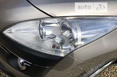 Мінівен Peugeot 3008 2012 в 