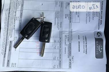 Мінівен Peugeot 3008 2012 в 