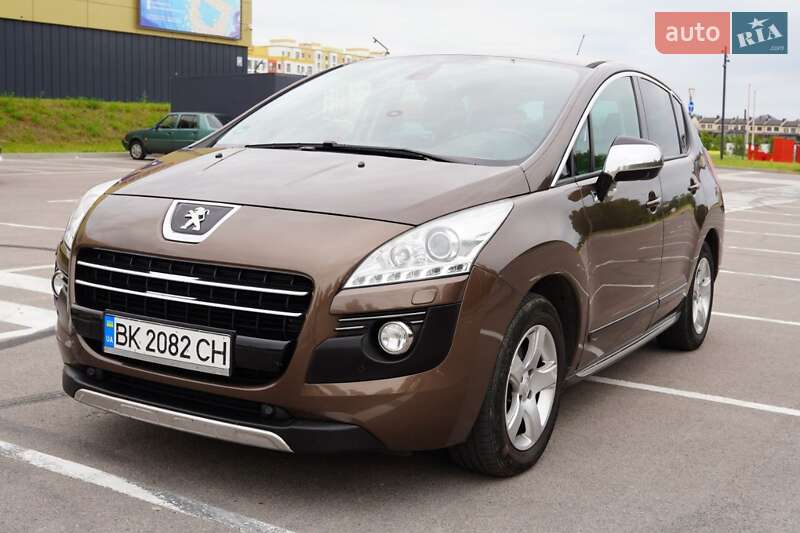 Позашляховик / Кросовер Peugeot 3008 2013 в Рівному