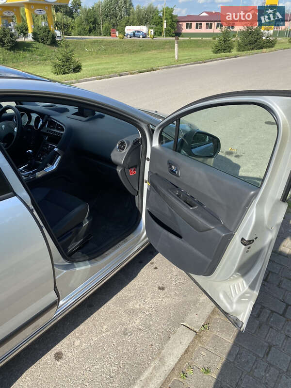 Позашляховик / Кросовер Peugeot 3008 2016 в Бродах фото 9 Позашляховик / Кросовер Peugeot 3008 2016 в Бродах