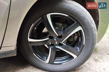 Внедорожник / Кроссовер Peugeot 3008 2013 в Львове