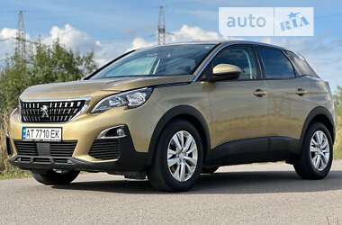 Позашляховик / Кросовер Peugeot 3008 2017 в 