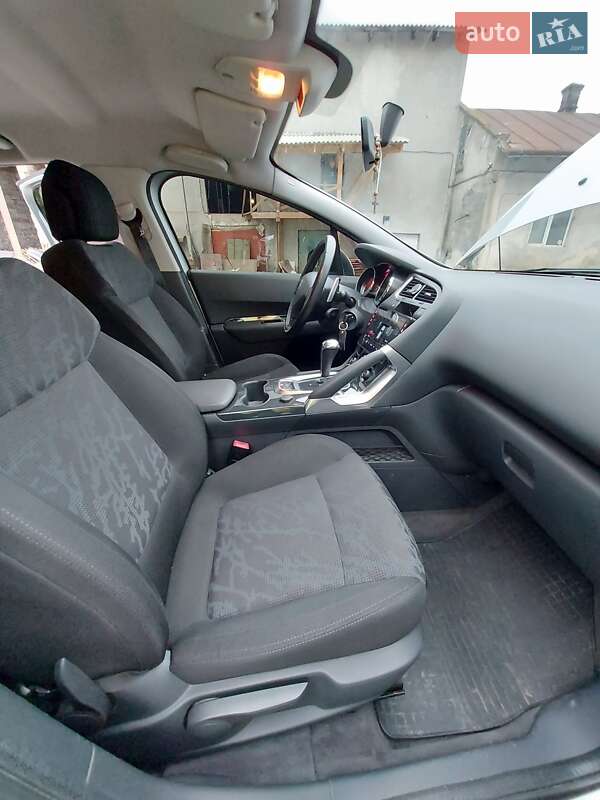Внедорожник / Кроссовер Peugeot 3008 2009 в Львове фото 17 Внедорожник / Кроссовер Peugeot 3008 2009 в Львове