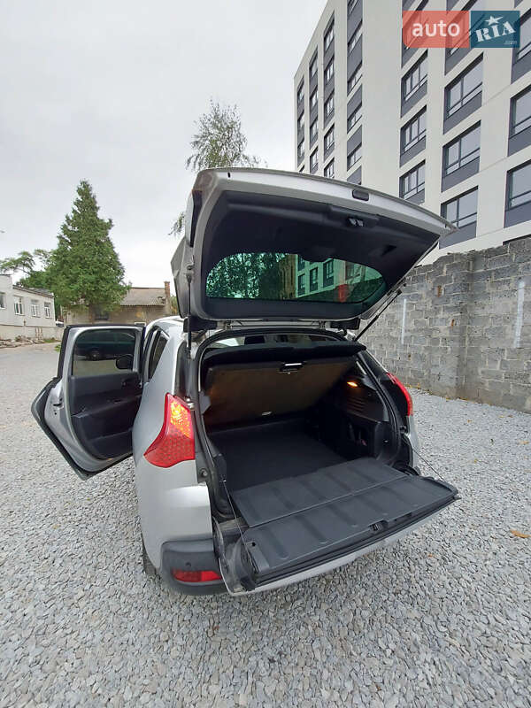 Внедорожник / Кроссовер Peugeot 3008 2009 в Львове фото 22 Внедорожник / Кроссовер Peugeot 3008 2009 в Львове