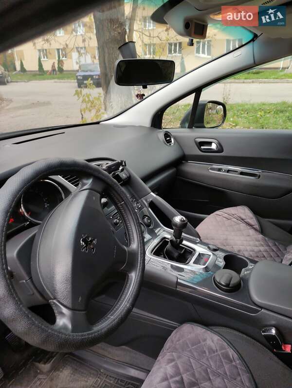 Позашляховик / Кросовер Peugeot 3008 2011 в Краматорську