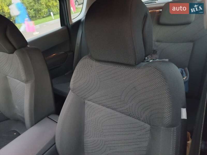 Позашляховик / Кросовер Peugeot 3008 2010 в Одесі