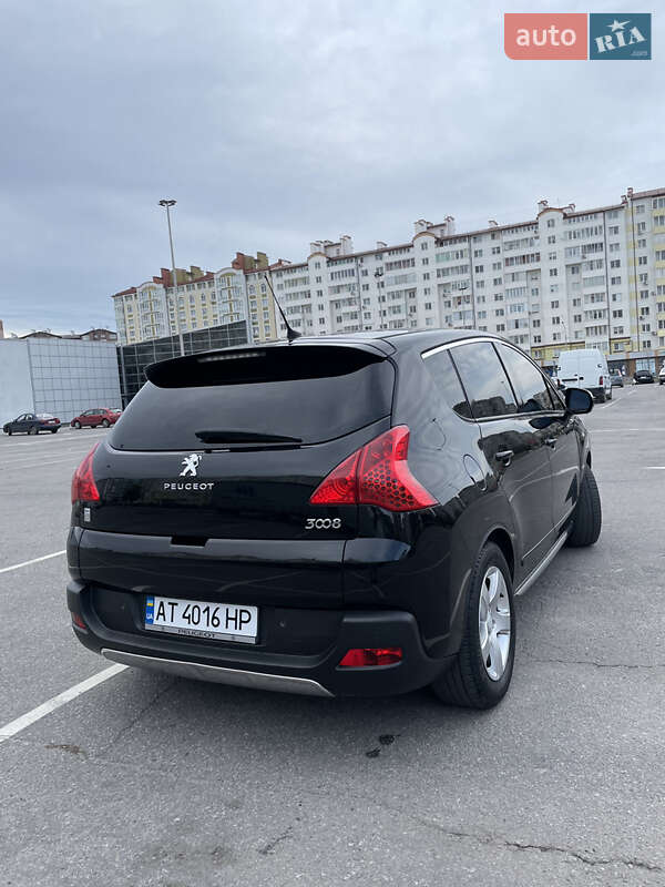 Позашляховик / Кросовер Peugeot 3008 2013 в Івано-Франківську