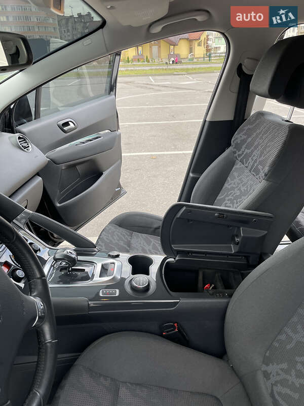 Позашляховик / Кросовер Peugeot 3008 2013 в Івано-Франківську