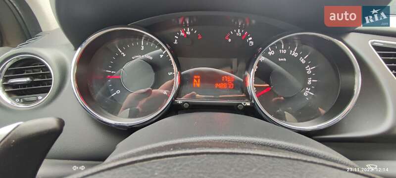 Позашляховик / Кросовер Peugeot 3008 2011 в Прилуках