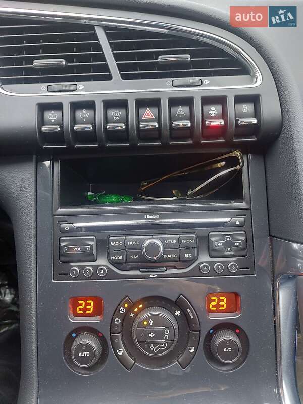 Позашляховик / Кросовер Peugeot 3008 2010 в Рівному