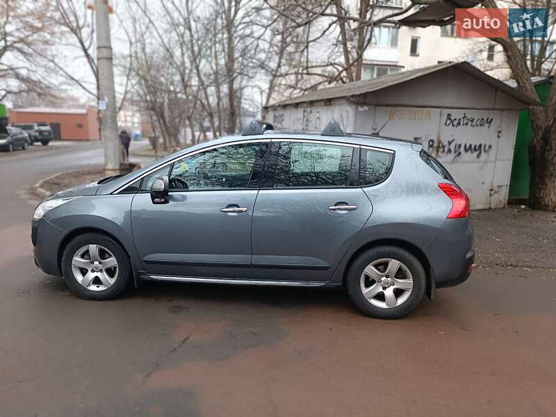 Позашляховик / Кросовер Peugeot 3008 2011 в Одесі