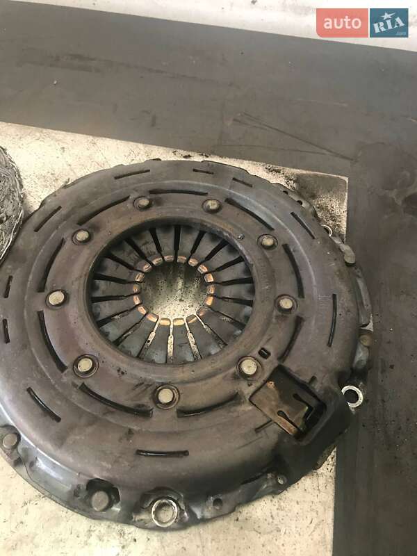 Позашляховик / Кросовер Peugeot 3008 2011 в Одесі