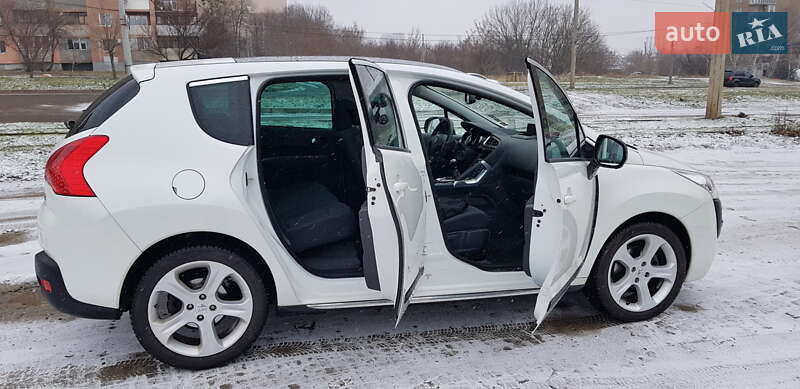 Позашляховик / Кросовер Peugeot 3008 2012 в Харкові