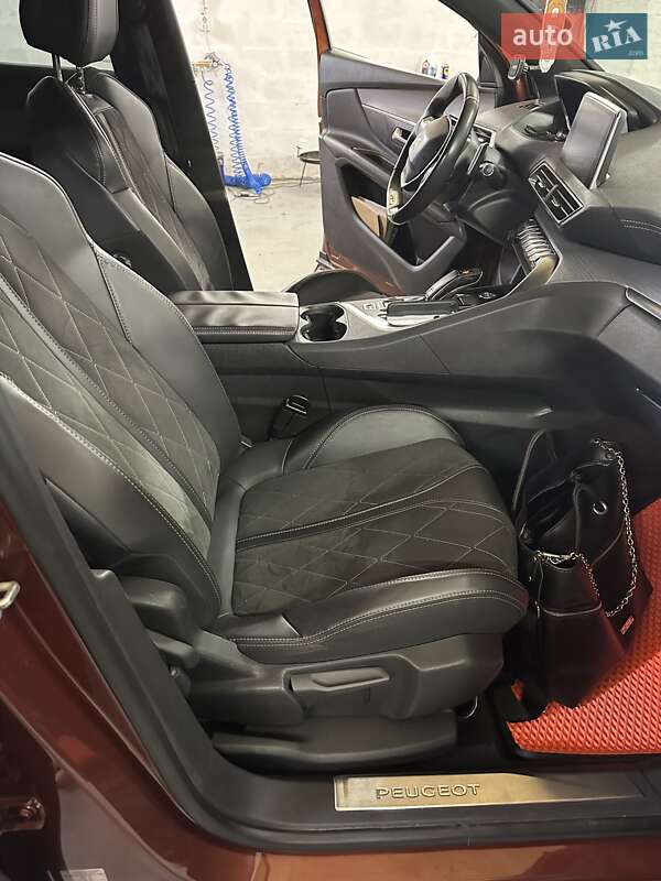 Позашляховик / Кросовер Peugeot 3008 2017 в Вінниці