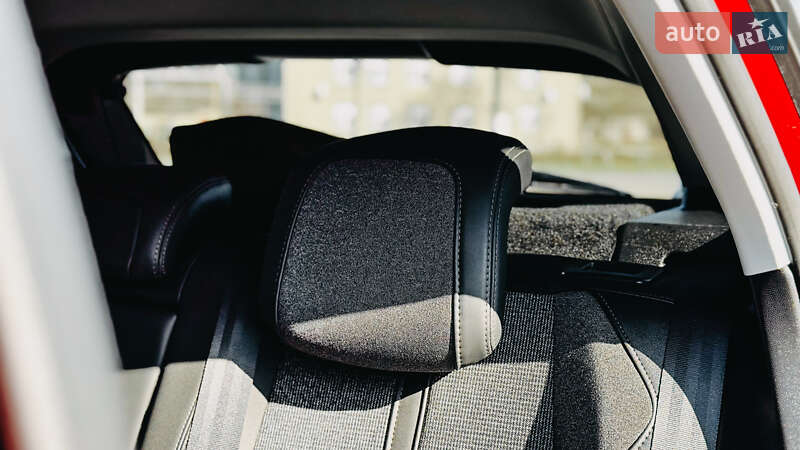 Внедорожник / Кроссовер Peugeot 3008 2020 в Дубно