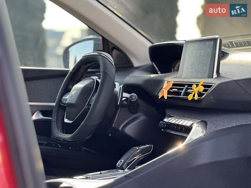 Внедорожник / Кроссовер Peugeot 3008 2020 в Дубно