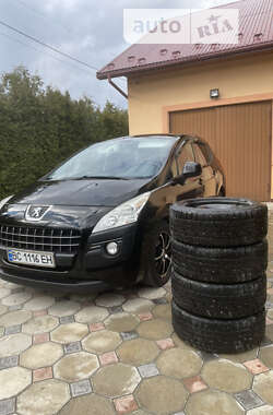 Позашляховик / Кросовер Peugeot 3008 2013 в Дрогобичі