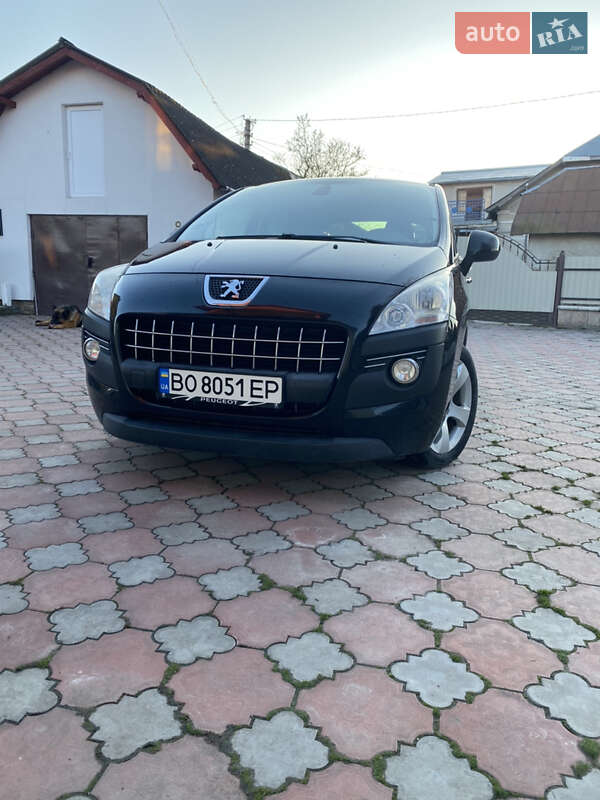 Позашляховик / Кросовер Peugeot 3008 2011 в Тернополі