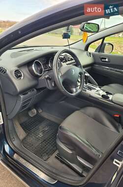 Внедорожник / Кроссовер Peugeot 3008 2010 в 