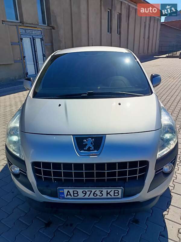 Peugeot 3008 2012