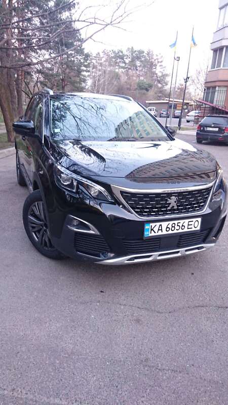 Внедорожник / Кроссовер Peugeot 3008 2017 в Киеве