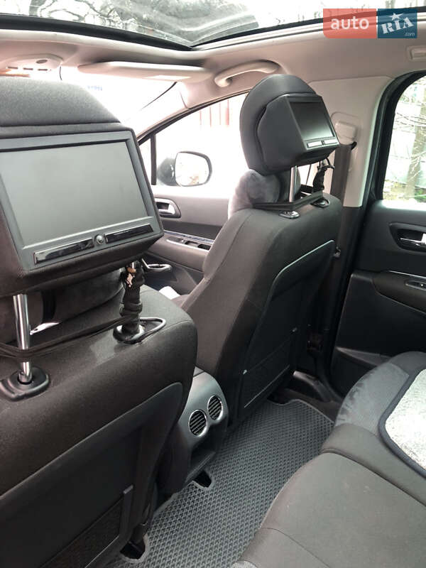 Внедорожник / Кроссовер Peugeot 3008 2009 в Калиновке