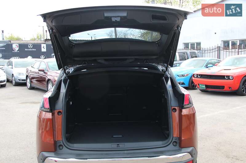 Позашляховик / Кросовер Peugeot 3008 2018 в Одесі