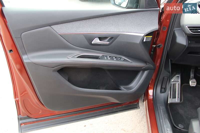 Позашляховик / Кросовер Peugeot 3008 2018 в Одесі