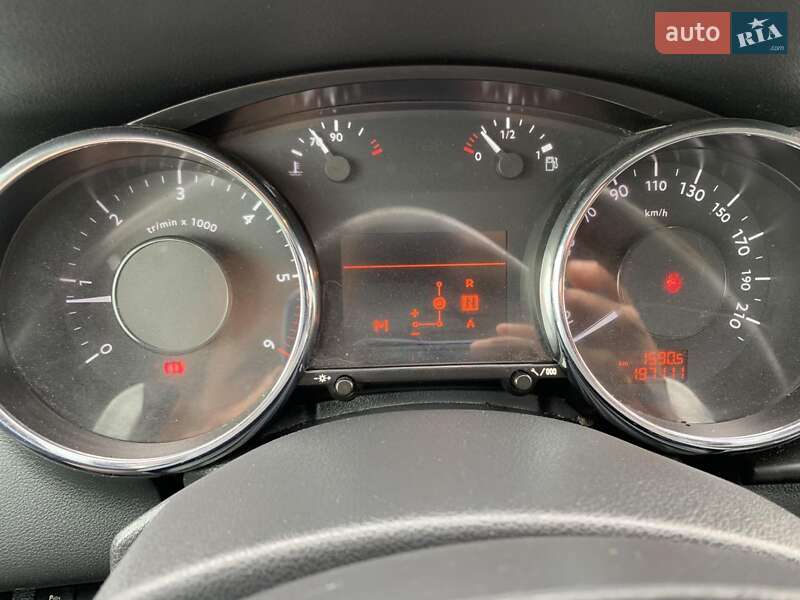 Внедорожник / Кроссовер Peugeot 3008 2010 в Шепетовке