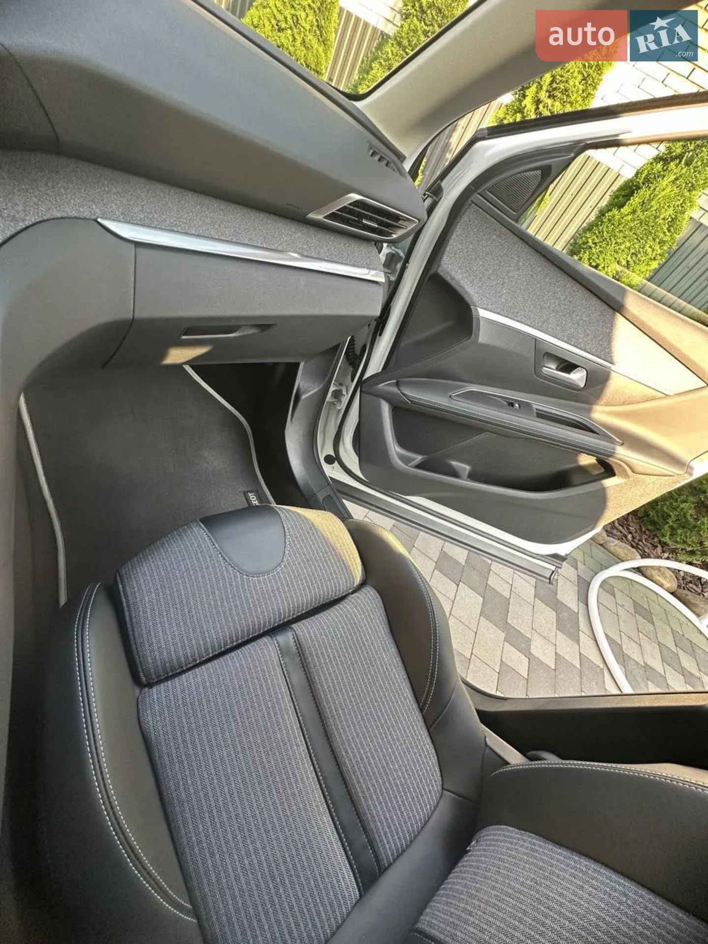 2021 Peugeot 3008 - мініатюра 30