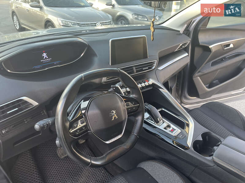 Peugeot 3008 2019