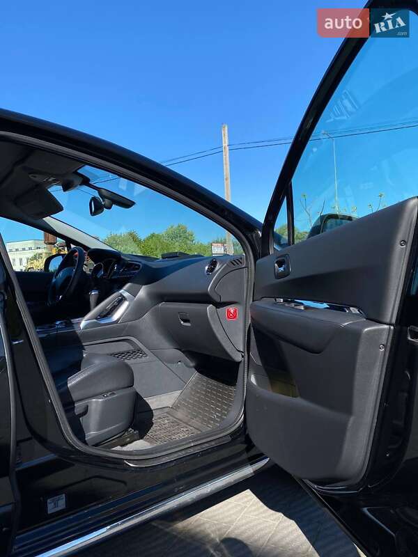 Внедорожник / Кроссовер Peugeot 3008 2010 в Стрые