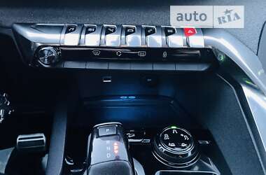 Позашляховик / Кросовер Peugeot 3008 2019 в Стрию