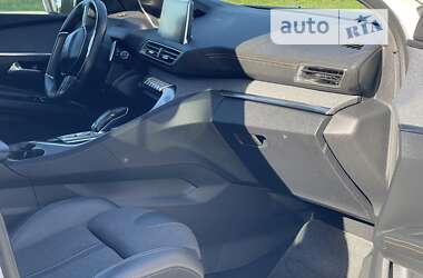 Внедорожник / Кроссовер Peugeot 3008 2017 в Дубно