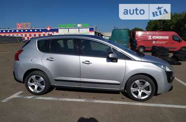 Позашляховик / Кросовер Peugeot 3008 2010 в Рівному