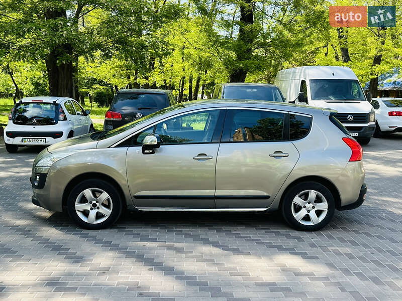 Внедорожник / Кроссовер Peugeot 3008 2012 в Киеве