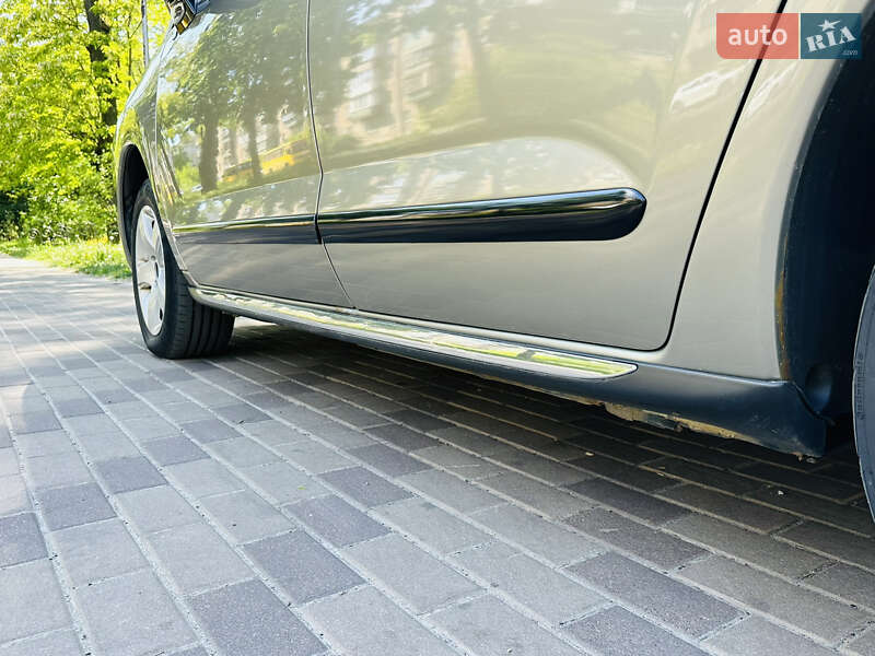 Внедорожник / Кроссовер Peugeot 3008 2012 в Киеве