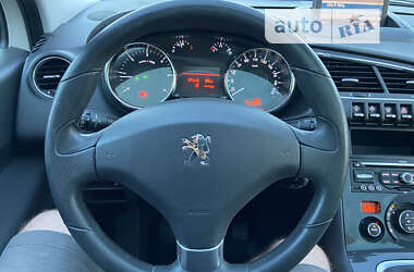 Внедорожник / Кроссовер Peugeot 3008 2011 в Тернополе