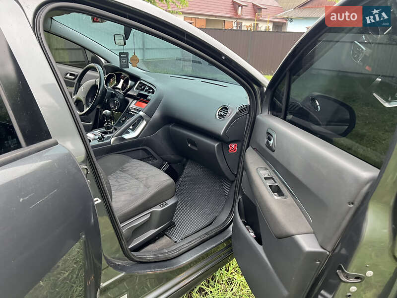 Позашляховик / Кросовер Peugeot 3008 2009 в Коломиї фото 32 Позашляховик / Кросовер Peugeot 3008 2009 в Коломиї