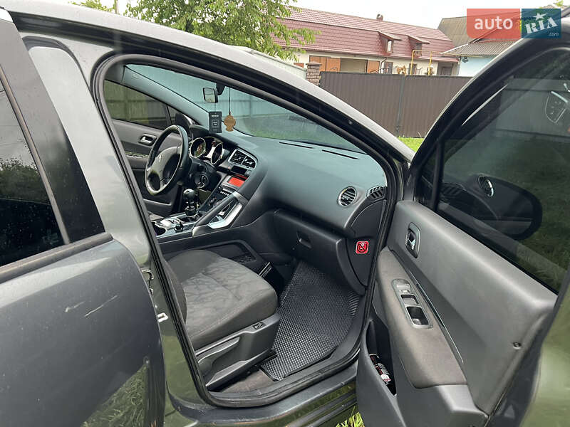 Позашляховик / Кросовер Peugeot 3008 2009 в Коломиї фото 33 Позашляховик / Кросовер Peugeot 3008 2009 в Коломиї