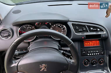 Позашляховик / Кросовер Peugeot 3008 2009 в 