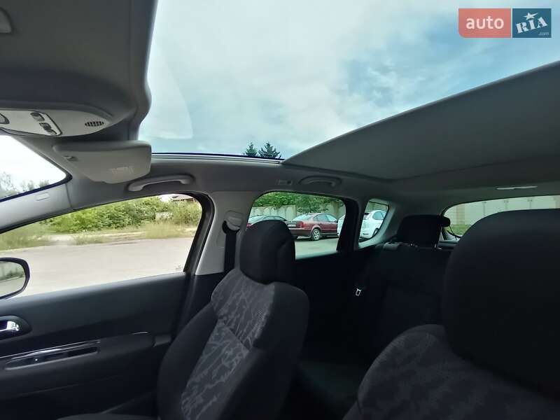 Внедорожник / Кроссовер Peugeot 3008 2010 в Ивано-Франковске фото 13 Внедорожник / Кроссовер Peugeot 3008 2010 в Ивано-Франковске
