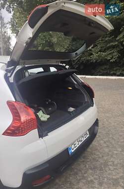 Хетчбек Peugeot 3008 2013 в Чернівцях