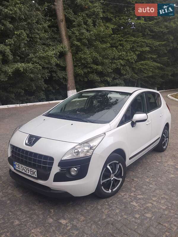 Хетчбек Peugeot 3008 2013 в Чернівцях